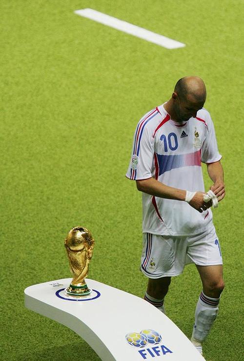 2006年世界杯决赛齐达内